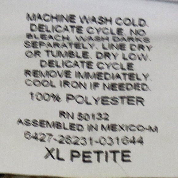 Bon Worth Women's Feather Print Long Sleeve Button Up Blouse Size PXL (C889) - Picture 6 of 7